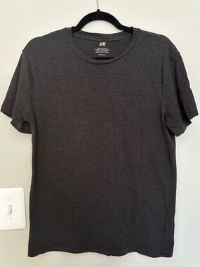 H&M Men's Short-Sleeve Crew T-Shirt in Charcoal